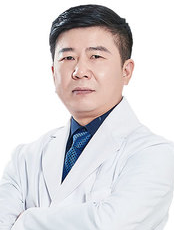 余成坤