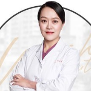 李允怡