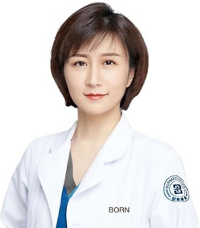李蕾