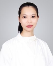 潘星