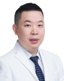 邱成