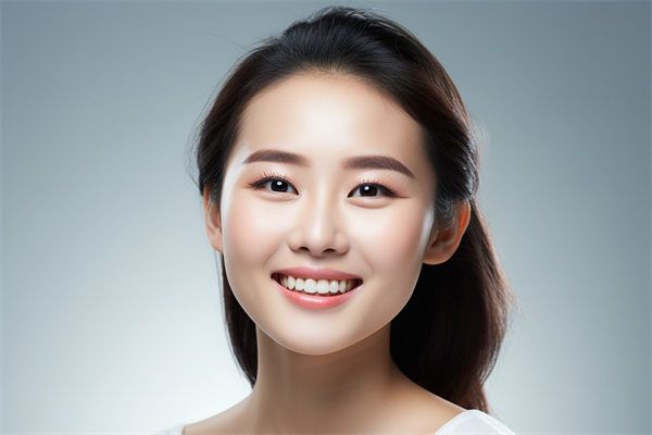 佛山華美整形美容醫(yī)院祛眼袋效果如何？真實口碑大揭秘