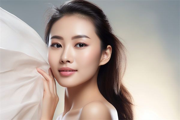 術(shù)后酒杯別亂碰，醫(yī)生揭秘整形術(shù)后禁酒原因