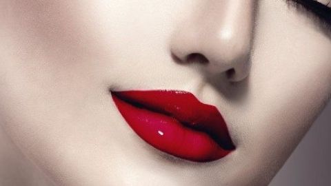 楊超越舊照引發(fā)質(zhì)疑，她的改變究竟是因?yàn)槭裁矗?>
										</a>
										<div   id=