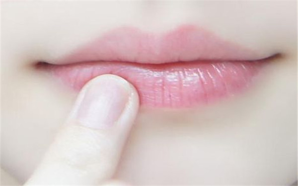 醫(yī)美整形：在蘇大附一院，點(diǎn)痣需要多少費(fèi)用？錢漢根醫(yī)生是誰(shuí)？詳細(xì)地址和聯(lián)系電話是多少？急求解答！
