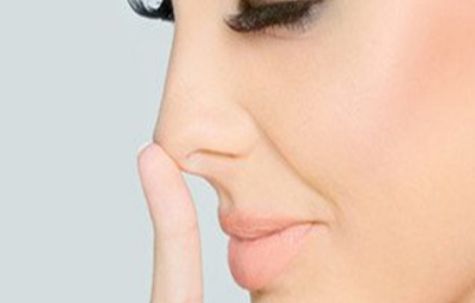 這位“丑帥男星”，在整容熱潮中沒(méi)有整容的朱一龍也上榜了，真的假的？
