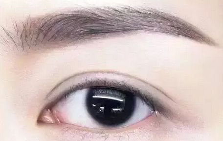 如何評價南寧賀永奎醫(yī)療美容整形醫(yī)院隆鼻效果？有哪些醫(yī)生口碑可參考？