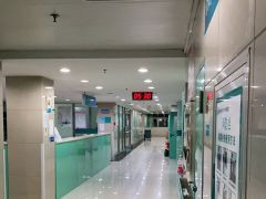 安徽醫(yī)科大學(xué)第一附屬醫(yī)院_走廊