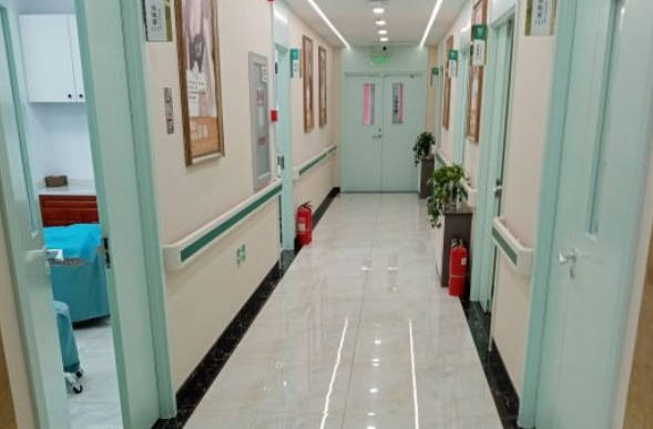 北京星燦宮醫(yī)療美容_走廊