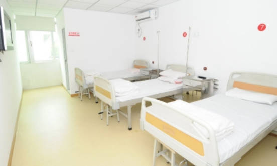 成都高新萊尹臻顏醫(yī)療美容門診部_病房