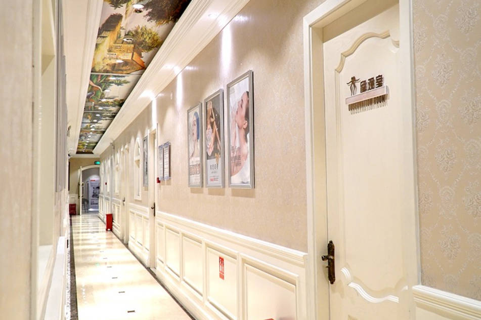 大理伊美東方麗人醫(yī)療美容_走廊