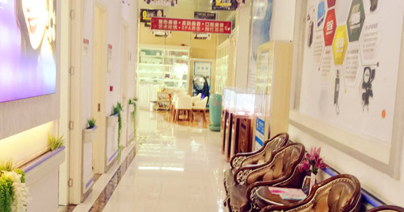 青海潤美整形美容醫(yī)院_走廊