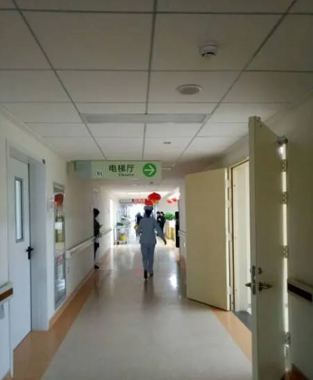 山東省千佛山醫(yī)院_走廊