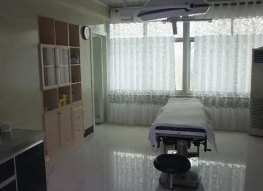 通化市谷海龍醫(yī)療美容_手術(shù)室