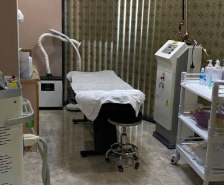 天津市華亦俏醫(yī)療美容門診_手術(shù)室