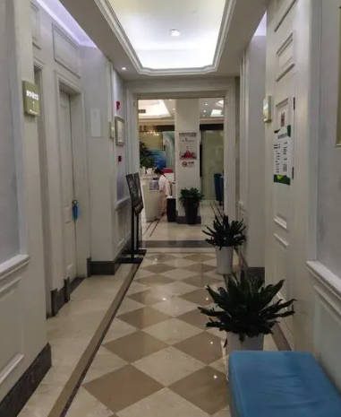 長(zhǎng)春艾爾莎醫(yī)療美容門診部_走廊