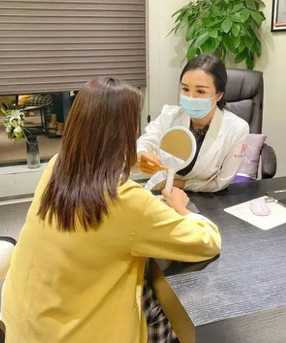伊春圣醫(yī)美抗衰美容院_問診室