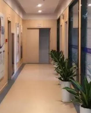 寧德德爾美客醫(yī)療美容門診部_走廊