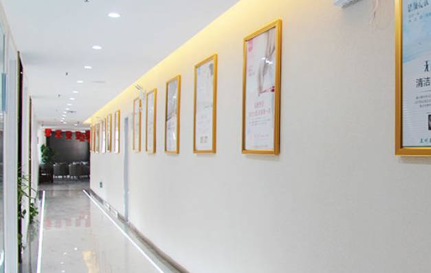 蘭州美麗達(dá)醫(yī)學(xué)美容門診部_走廊