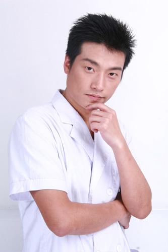 翁明飛