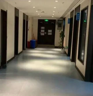 重慶真格醫(yī)療美容門診部_走廊