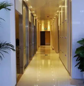 廈門(mén)橘子涵整形外科門(mén)診部_走廊
