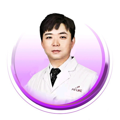 王偉