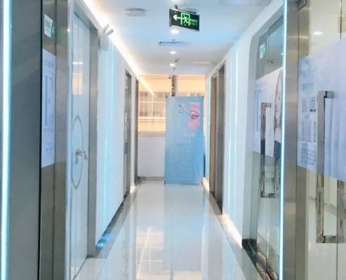 鄭州美美醫(yī)療美容門診部_走廊