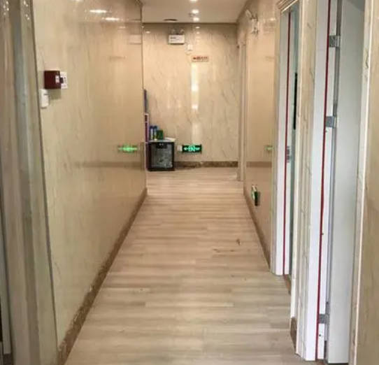 鄭州和沐醫(yī)療美容門(mén)診部_走廊