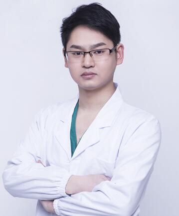 何懷萬