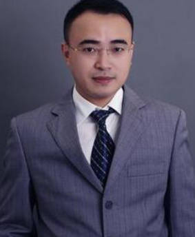 彭?xiàng)澚?>
										</span>
										<p class=