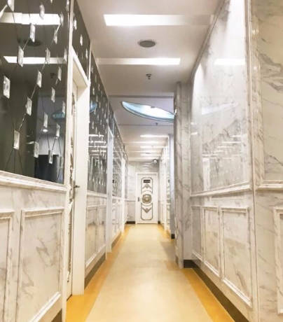 廣州星團醫(yī)療美容門診部_走廊