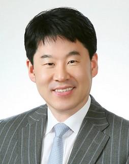 樸東滿