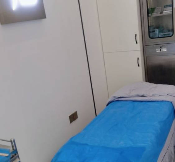 深圳健麗醫(yī)療美容門診部_治療室