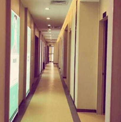 深圳熙和和美醫(yī)療美容門診部_走廊