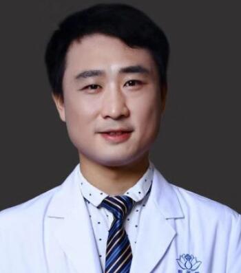 賀俊