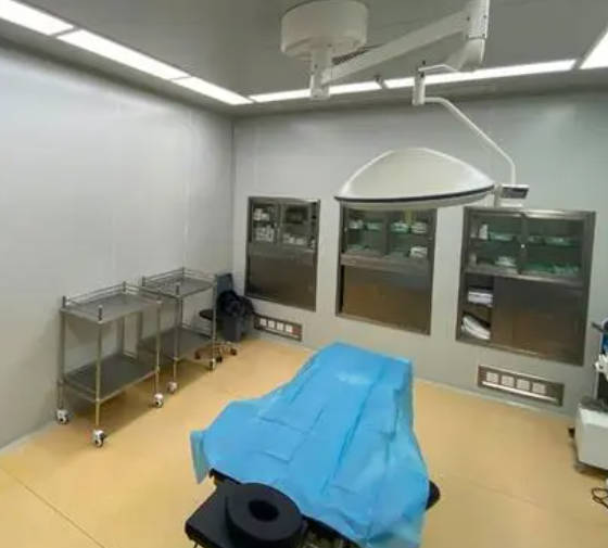 深圳禾麗醫(yī)療美容門診部_手術室