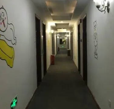 深圳美熙醫(yī)療美容門診部_走廊