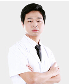 周龍飛