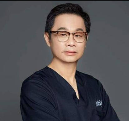 章宏偉