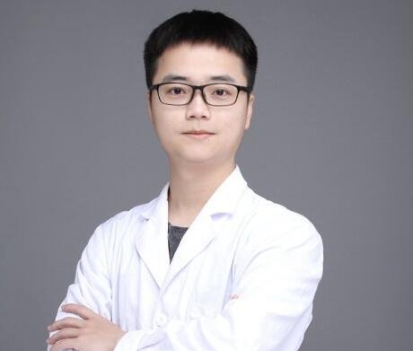 潘新龍