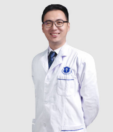 王卓華