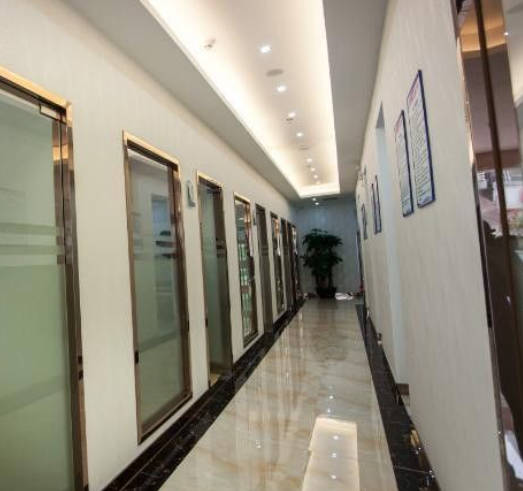 深圳博亞口腔門診部_走廊