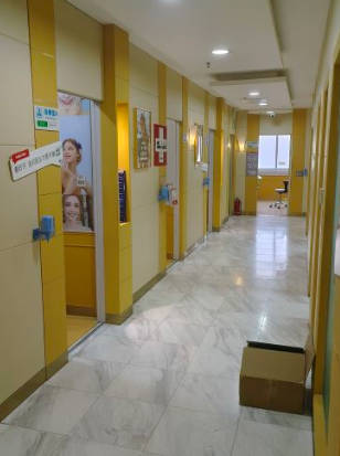 深圳鵬愛口腔醫(yī)院_走廊