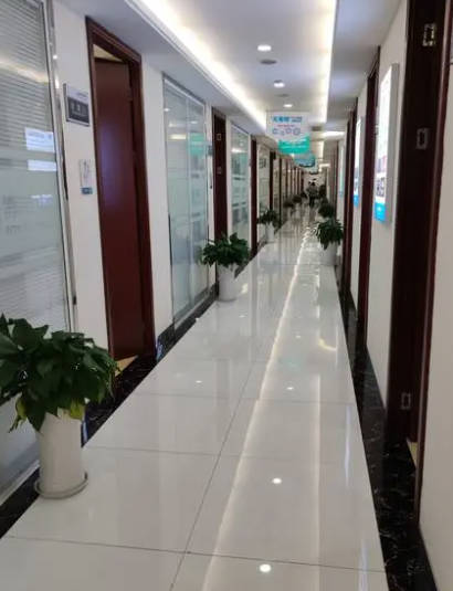 南京博韻口腔醫(yī)院_走廊