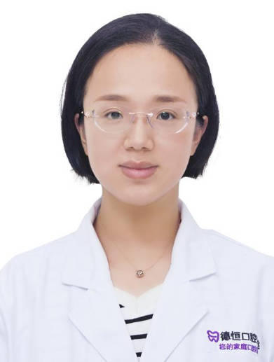 周婷