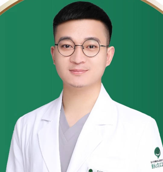 袁宇