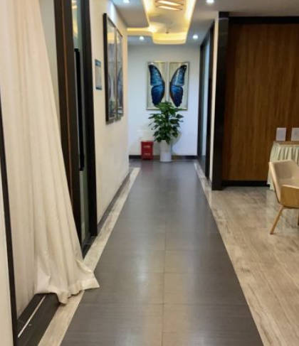 成都尼斯鉑尚醫(yī)療美容門診部_走廊