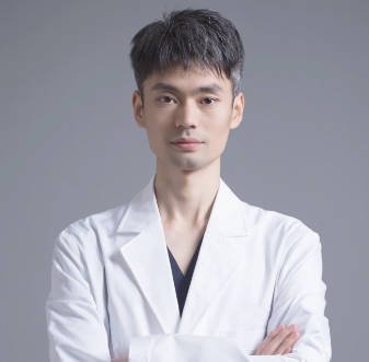 曾亮