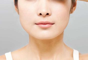 2023福州光電治療打抬頭紋醫(yī)生前十位口碑排名看了不吃虧！陳建業(yè)、朱紫婷、郭志輝實(shí)力非凡
